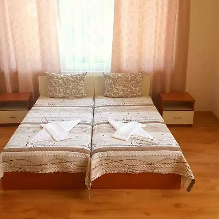 Family Solar Hotel