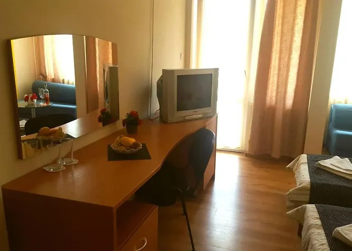 Family Solar מלון *