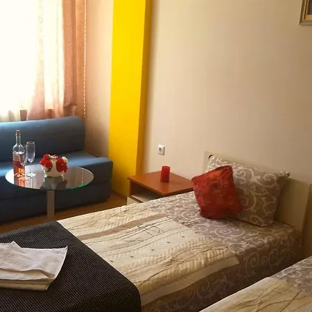 Family Solar Slăntjev Brjag