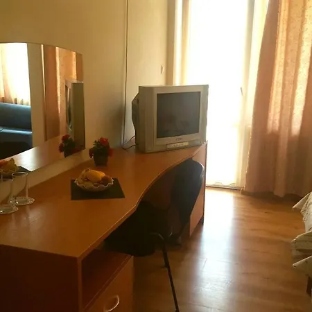 Family Solar Отель *