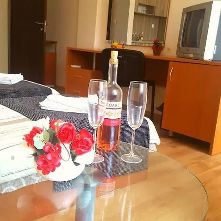 Family Solar Hotell Slăntjev Brjag